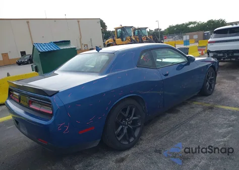 2022 Dodge Challenger R/T from USA, damaged, VIN 2C3CDZBT2NH195751